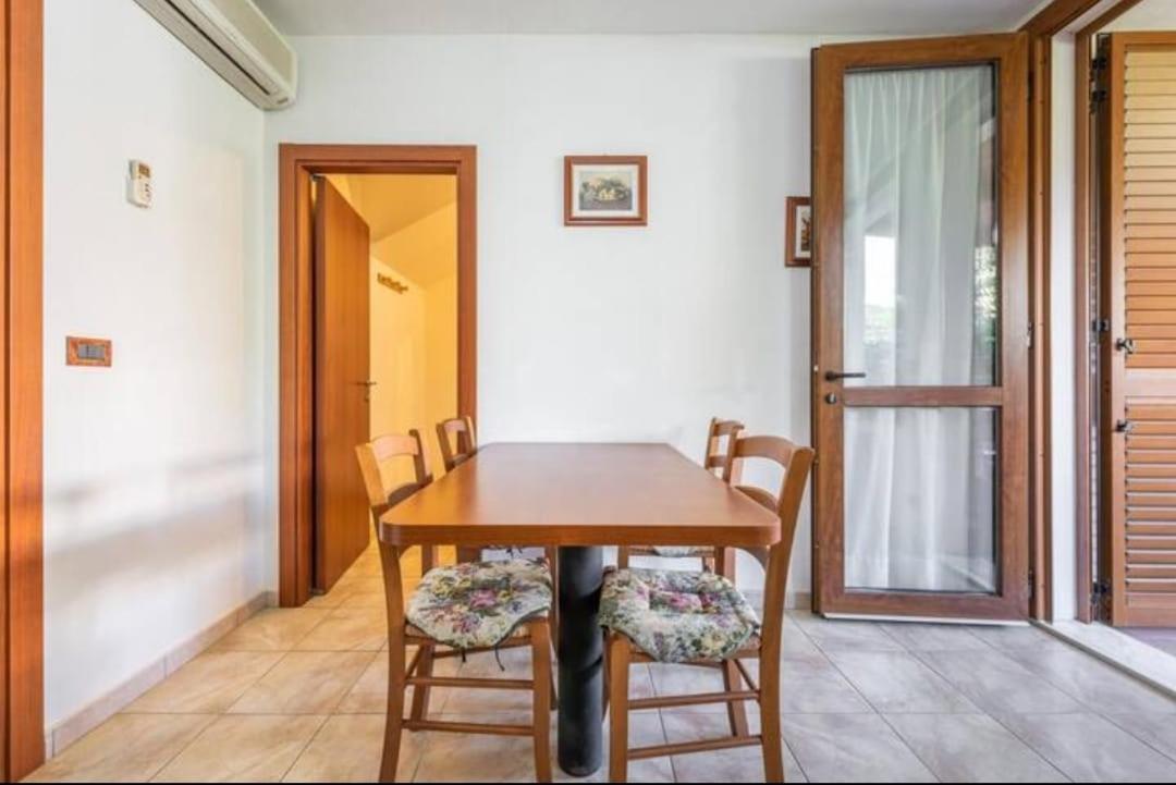 Geremeas Country Club Villa Marongiu Exteriör bild